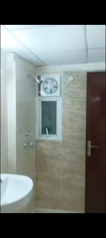 Bathroom in 4 BHK Apartment at Mahagun Mywoods, Sector 16c Greater Noida – for Rent