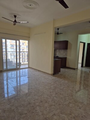 Room in 3 BHK Apartment at Town Park White Orchid, Sector 16c Greater Noida – for Rent