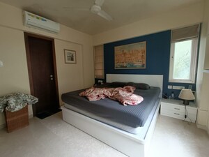 Bedroom in 2 BHK Apartment at Woodstock Apartment Khar, Khar West – for Sale
