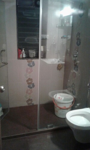 Bathroom in 4 BHK Apartment at Satguru Rendezvous, Bandra West – for Rent