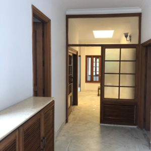 Room in 2 BHK Builder Floor at Vasant Vihar – for Rent