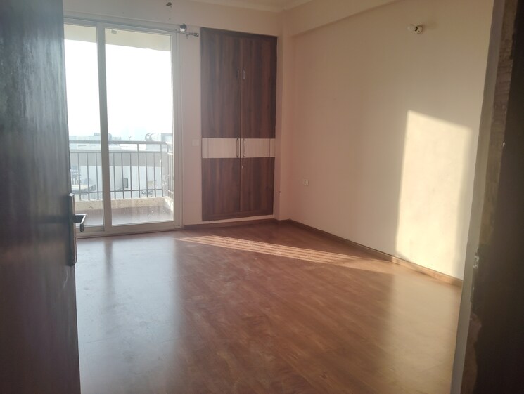 Room, amrapali-golf-homes 3 Bedroom 1595 Sq.Ft. Apartment In Sector 4 Greater Noida Greater Noida 9602881