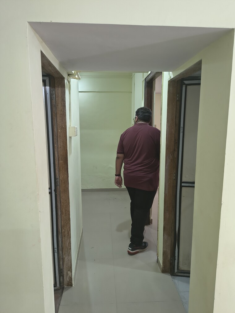 undefined, kurla west 1 Bedroom 300 Sq.Ft. Apartment In Kurla West Mumbai 9602880