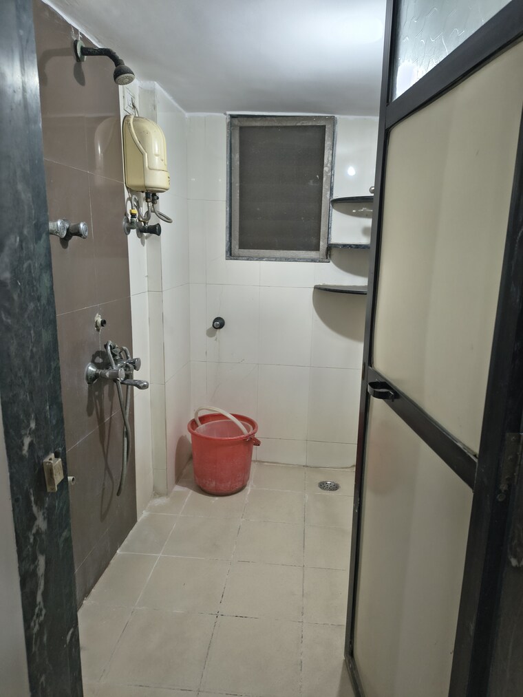 Bathroom, kurla east 2 Bedroom 550 Sq.Ft. Apartment In Kurla East Mumbai 9602895