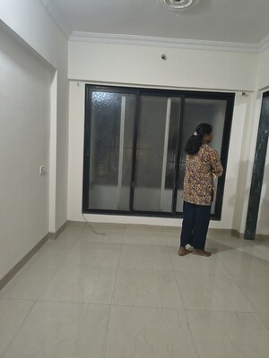 Furnished Amenities in 2 BHK Apartment at Kurla East – for Rent