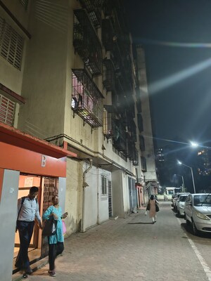 Gym in 2 BHK Apartment at Kurla East – for Rent