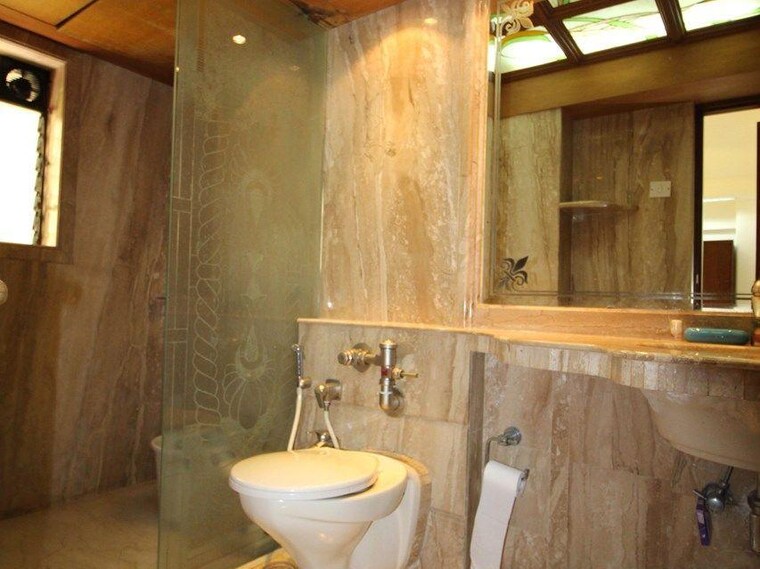 Attached Bathroom, clefepete-apartment 4 Bedroom 4200 Sq.Ft. Apartment In Pali Hill Mumbai 9602877