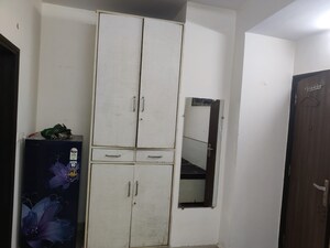 Furnished Amenities in 1 RK Builder Floor at East Of Kailash – for Rent