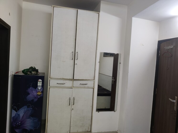 undefined, east of kailash 1 RK 500 Sq.Ft. Builder Floor In East Of Kailash Delhi 9602897