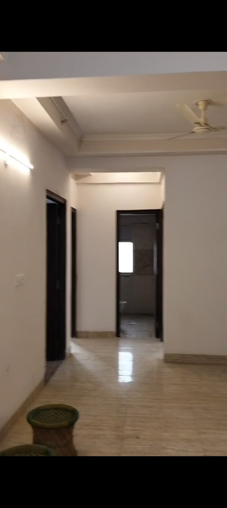 Room, amrapali-golf-homes 3 Bedroom 1595 Sq.Ft. Apartment In Sector 4 Greater Noida Greater Noida 9602903