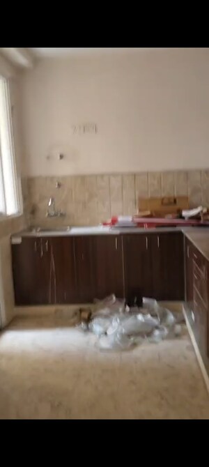 Bathroom in 3 BHK Apartment at Amrapali Golf Homes, Sector 4 Greater Noida – for Rent