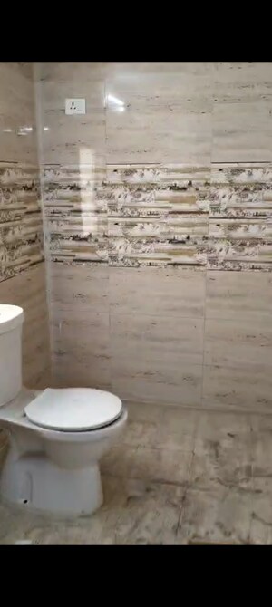 Bathroom in 3 BHK Apartment at Amrapali Golf Homes, Sector 4 Greater Noida – for Rent