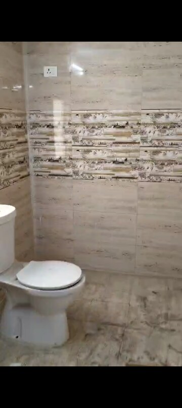 Bathroom in 3 BHK Apartment at Amrapali Golf Homes, Sector 4 Greater Noida – for Rent
