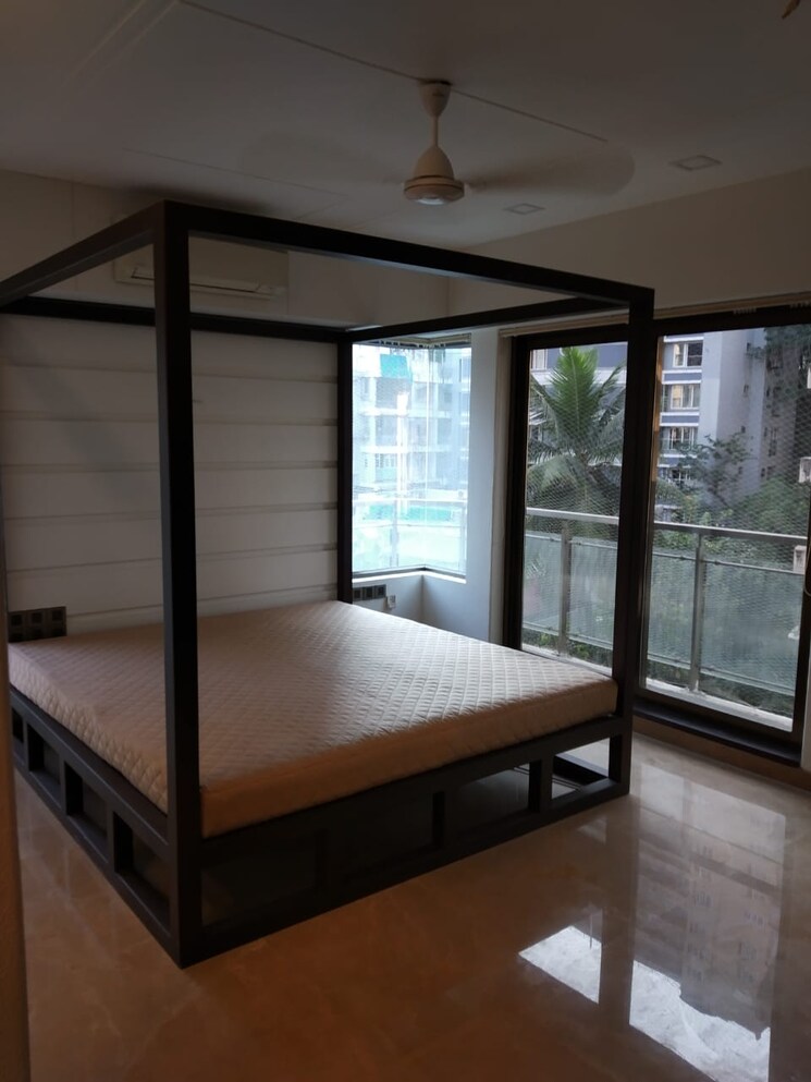 Room, steesha 4 Bedroom 2200 Sq.Ft. Apartment In Bandra West Mumbai 9602890
