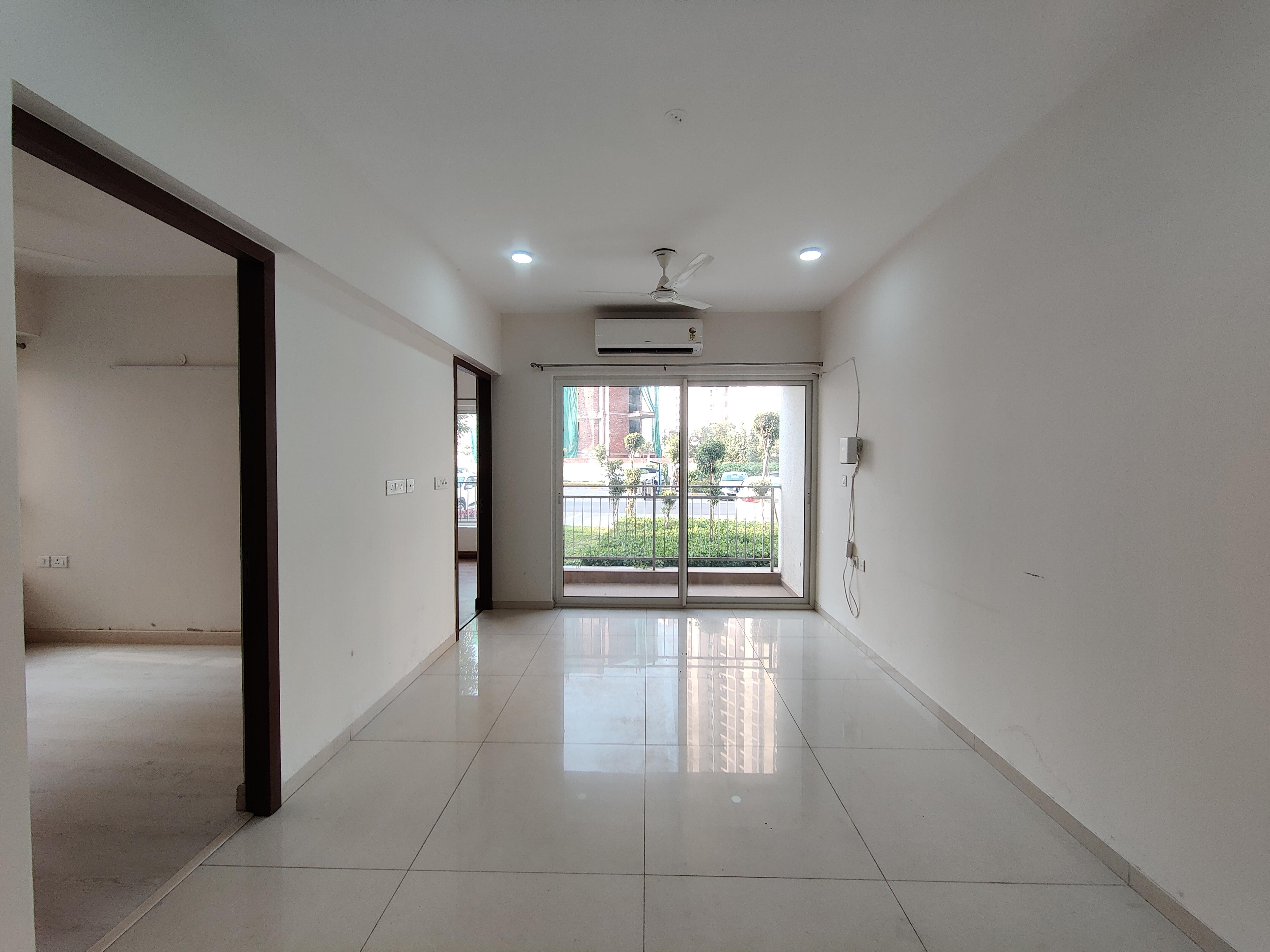 2 BHK Apartment For Sale in Shapoorji Pallonji Joyville Gurgaon