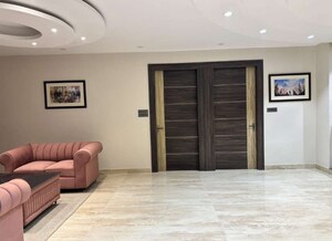 Room in  Pg at Gomti Nagar – for Rent