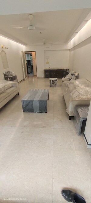 4 BHK Apartment For Rent in Bandra West