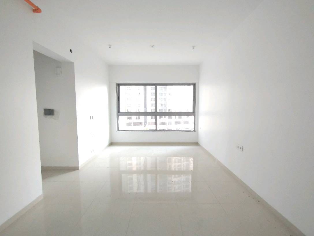 2 BHK 671 Sq.Ft. Apartment in Kalpataru Immensa D