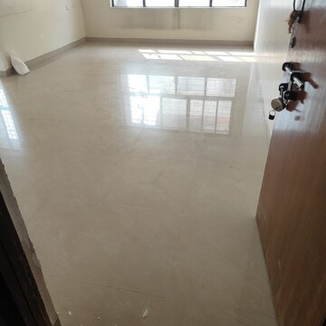 Room in 2 BHK Apartment at Kumar Padmalaya, Aundh – for Rent