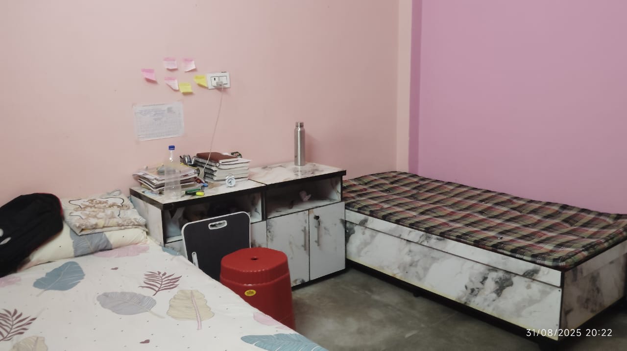 Pg For Rent in Girl pg