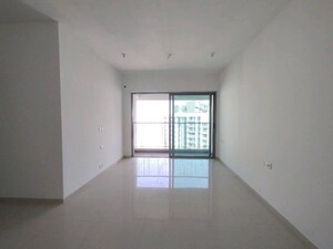 Room in 3 BHK Apartment at Kalpataru Immensa C, Kolshet Road – for Rent