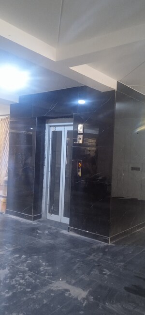 Lift in 3 BHK Apartment at Nasirpur Dwarka – for Sale