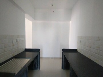 Bedroom in 3 BHK Apartment at Kalpataru Immensa C, Kolshet Road – for Rent