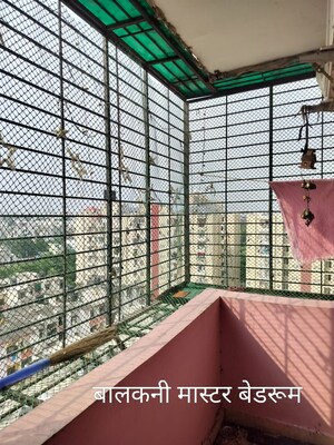 Room in  Pg at Vipul Khand – for Rent