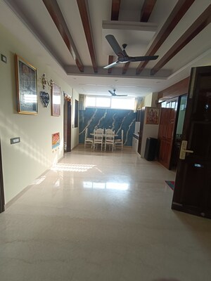 Living Room in 3 BHK Builder Floor at Ansal Plaza Sector-23, Sector 23 – for Rent