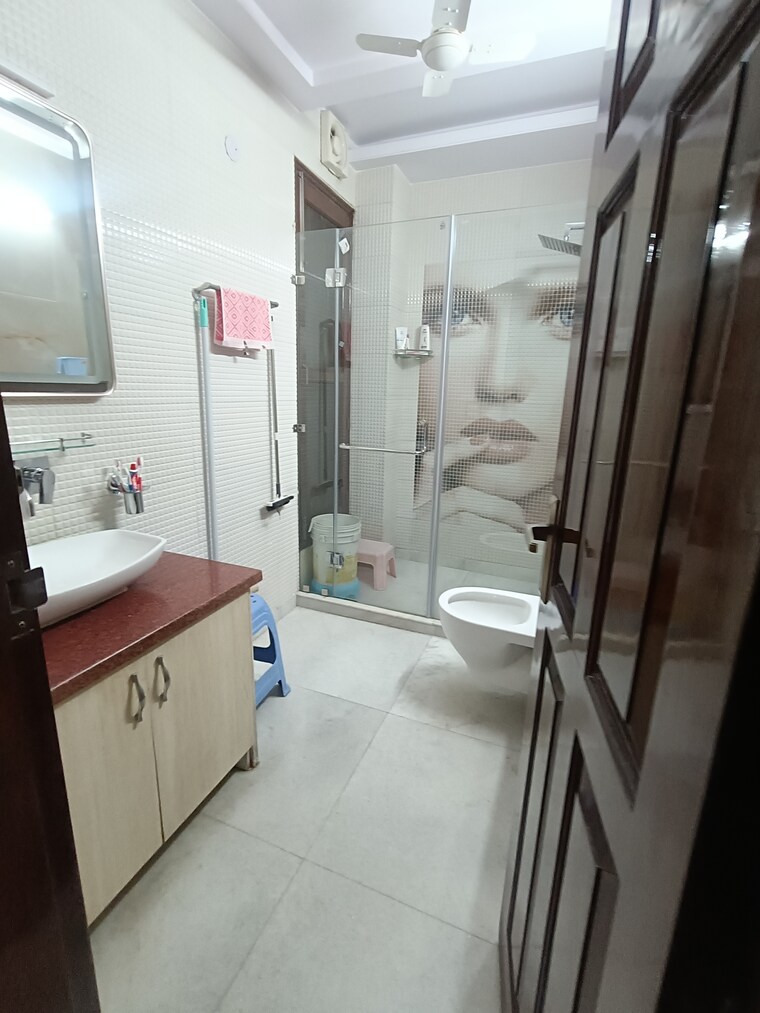 Master Bedroom, ansal-plaza-sector-23 3 Bedroom 3200 Sq.Ft. Builder Floor In Sector 23 Gurgaon 9602971