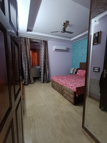 Bedroom in 3 BHK Builder Floor at Ansal Plaza Sector-23, Sector 23 – for Rent