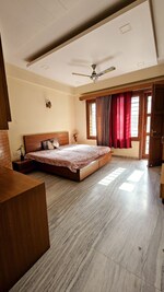 3 BHK + Pooja Room 3500 Sq.Ft. Builder Floor in Ansal Plaza Sector-23