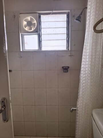 Bathroom in 3 BHK Apartment at Unitech Heritage Estate, Yelahanka – for Rent