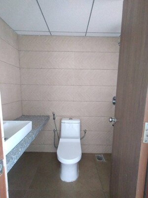 Bathroom in 3 BHK Apartment at Kalpataru Immensa F, Kolshet Road – for Rent
