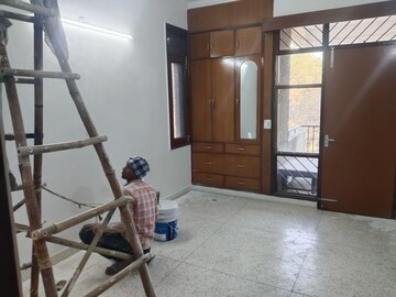 Room in 3 BHK Apartment at Sector 21c – for Rent