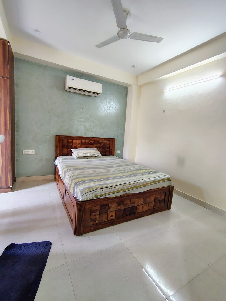 Bedroom, ansal-plaza-sector-23 3 Bedroom 3500 Sq.Ft. Builder Floor In Sector 23 Gurgaon 9602996