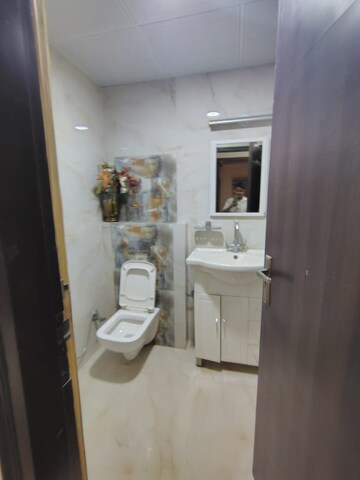 Bathroom in 3 BHK Builder Floor at Ansal Plaza Sector-23, Sector 23 – for Rent