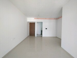 Room in 3 BHK Apartment at Kalpataru Immensa F, Kolshet Road – for Rent