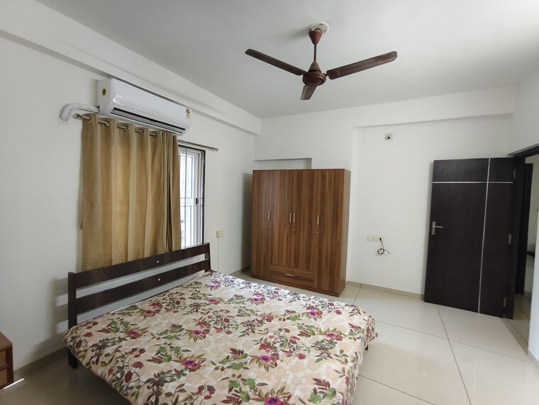 Bedroom, alkapuri 3 Bedroom 1400 Sq.Ft. Apartment In Alkapuri Vadodara 9603063