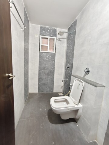 Bathroom in 3 BHK Apartment at Alkapuri – for Rent