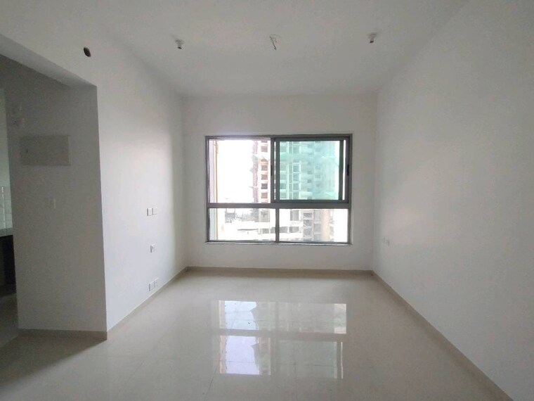Room, kalpataru-immensa 1 Bedroom 450 Sq.Ft. Apartment In Kolshet Road Thane 9603065