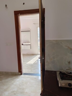  Pg For Rent in Vineet Khand