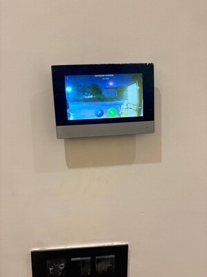 Furnished Amenities in 4 BHK Builder Floor at Ansal Plaza Sector-23, Sector 23 – for Rent