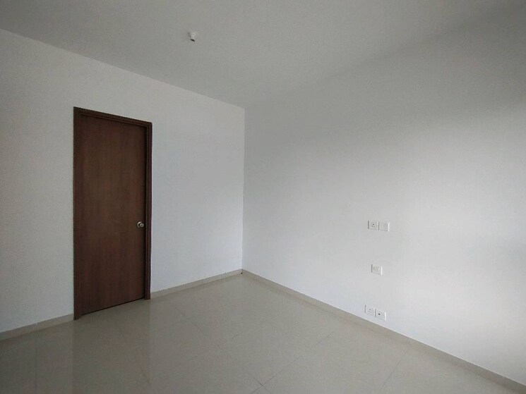 Room, kalpataru-immensa 1 Bedroom 450 Sq.Ft. Apartment In Kolshet Road Thane 9603088
