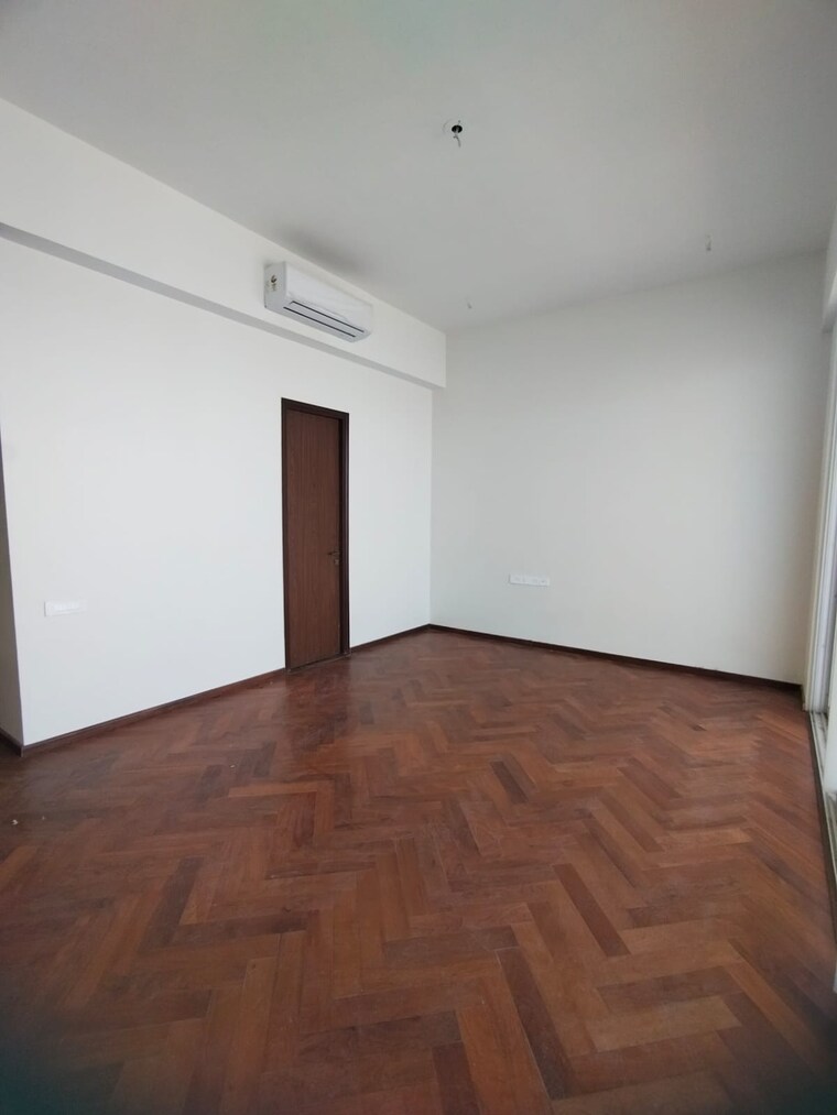 Room, omkar-alta-monte 4 Bedroom 3918 Sq.Ft. Apartment In Malad East Mumbai 9603090