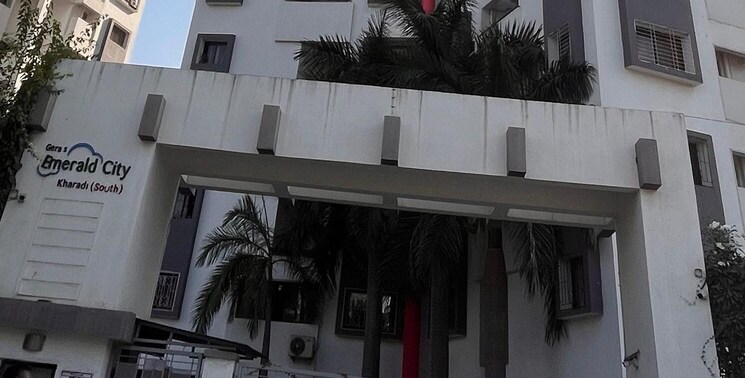 Kitchen, gera-emerald-city 3 Bedroom 1360 Sq.Ft. Apartment In Kharadi Pune 9603112