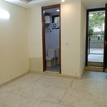 Room in 1 BHK Builder Floor at Malviya Nagar – for Rent