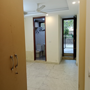 Room in 1 BHK Builder Floor at Malviya Nagar – for Rent