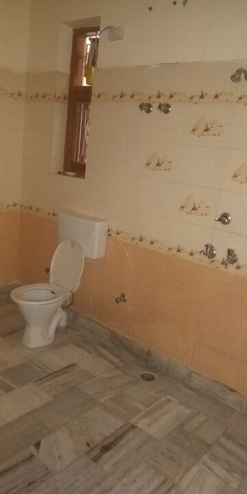 Bathroom in 2 BHK Builder Floor at Sector 9 – for Rent