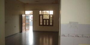 2 BHK Builder Floor For Rent in Sector 9